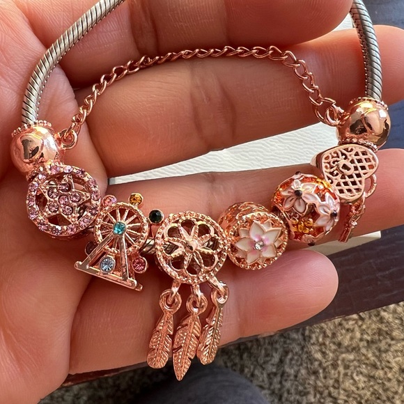 Pandora Rose Gold Pave Heart Clasp Bracelet with Fantasy Rose Gold Theme Charms - Picture 5 of 11